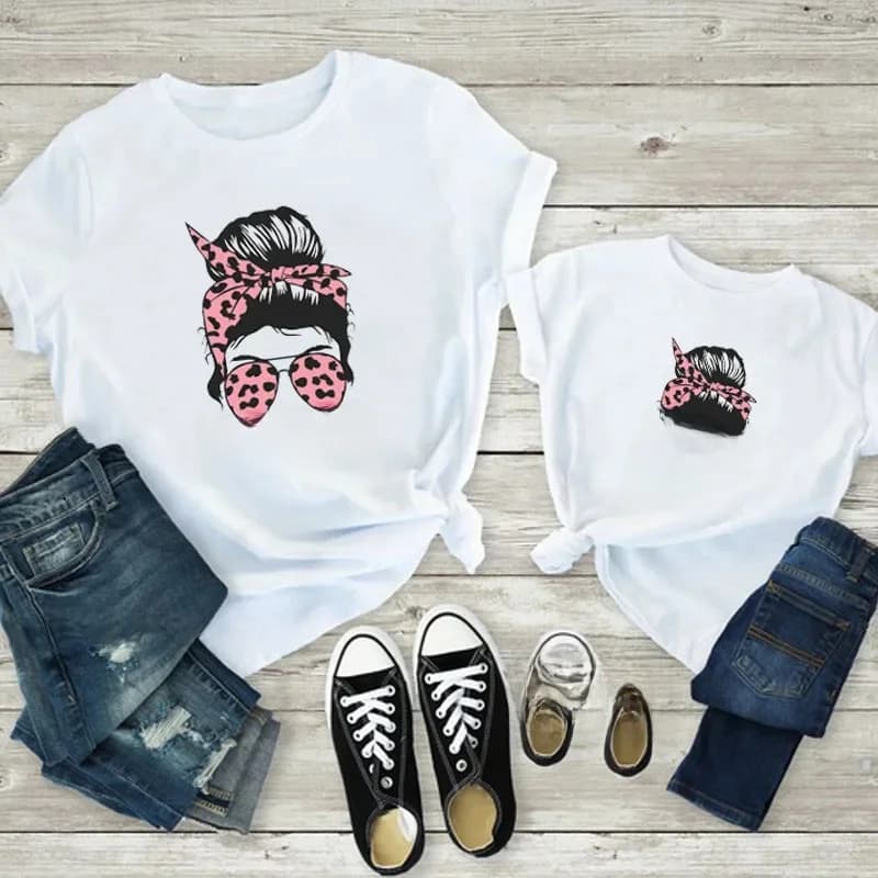 1pc maman et fille hauts famille correspondant t-shirt été à manches courtes Look de famille T-shirts mère et fille vêtements de mode