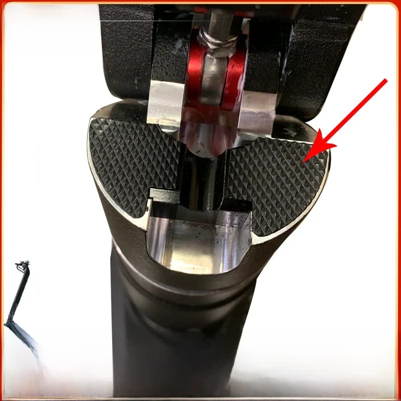Coussin adhésif pliable pour scooter électrique INOKIM OXO OX, réduit efficacement l'espace de mouvement de la barre verticale