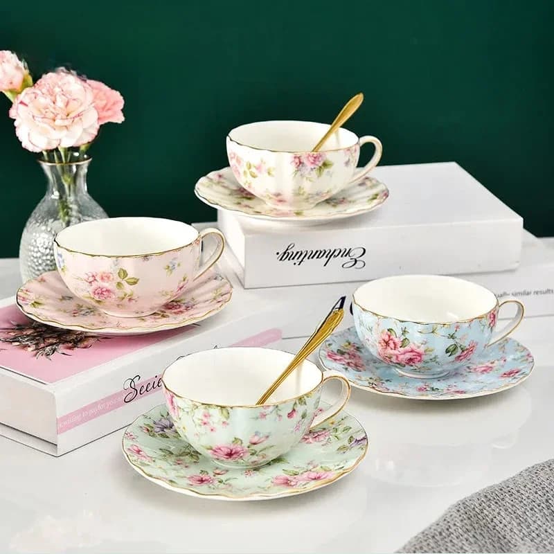 Service à thé Ldyllic Flowers, tasses à café en céramique, style britannique, porcelaine fine de haute qualité, bord doré, tasse et soucoupe avec une cuillère