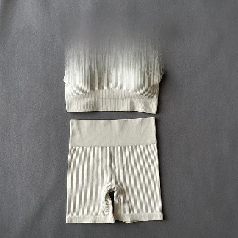 Ensemble de Yoga sans couture pour femmes, vêtements de Sport, Sexy, col carré, hauts de soutien-gorge, costumes avec short, vêtements de Fitness, survêtement sans manches