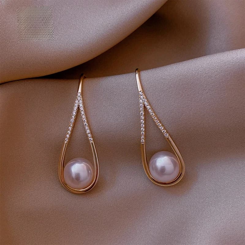 Boucles d'oreilles géométriques exquises de haut niveau pour femmes, bijoux à la mode coréenne, luxueux, gothique, fête, perles pour filles, 2025