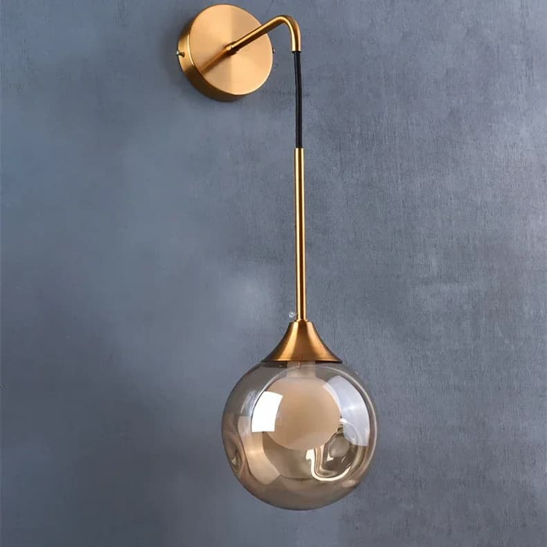 Applique Murale LED en Forme de Boule de Verre Dorée au Design Nordique Moderne, Luminaire Décoratif d'Nik, Idéal pour un Salon, une Chambre à Coucher, une Cuisine ou un oral et