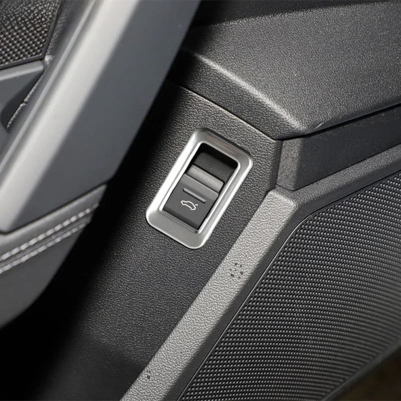 Cadre de bouton de coffre de porte de voiture, décoration Texture carbone, garniture pour Audi A3 8Y 2021 – 2022, accessoires d'intérieur automobile en acier inoxydable