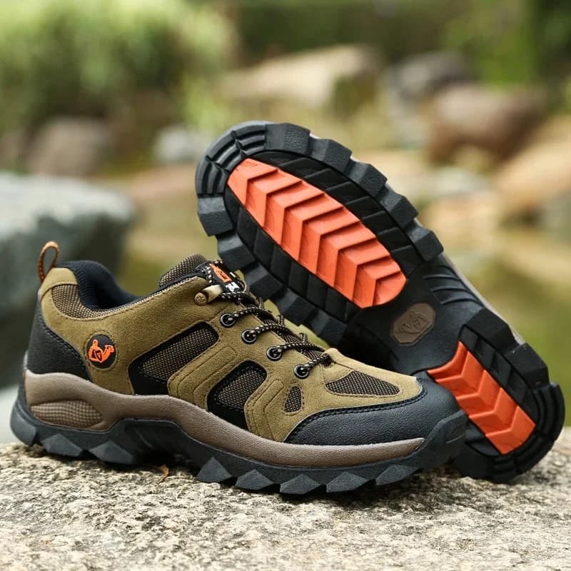 Chaussures de randonnée en plein air pour hommes et femmes, baskets de course sur sentier en fourrure, à lacets, imperméables, à la mode et chaudes, grande taille, printemps et été
