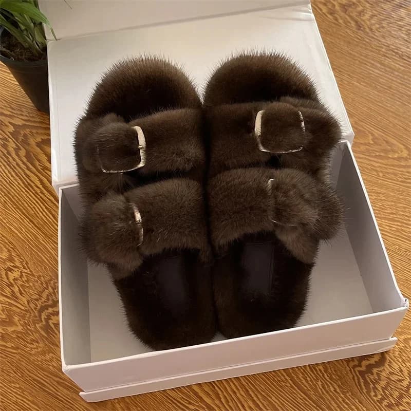 Pantoufles de luxe de styliste pour femmes, chaussures d'hiver à la mode européenne, pantoufles pour dames, pantoufles 100% en vison, 2025