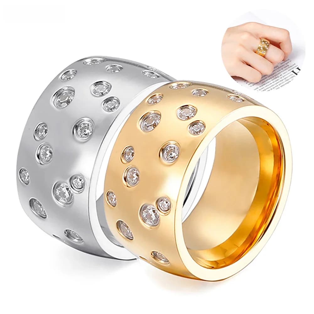 NIBASTAR Simple en acier inoxydable femmes 10mm anneau brillant cristal promesse de mariage bijoux accessoires vente en gros au détail