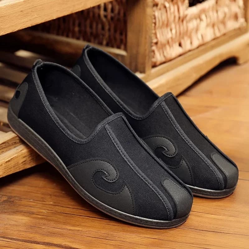 Chaussures de Kung Fu à semelle en caoutchouc pour art martial, baskets de chapelle Tai, chaussures traditionnelles chinoises, vieux pékin, karaté Wing Chun, unisexe, noir