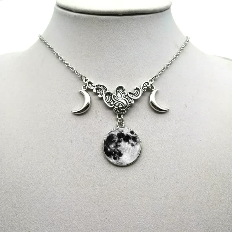 Collier pendentif croissant de lune en verre de cristal, bijoux de sorcière, collier de lune simple, cadeau de magicien Pprédéterminée