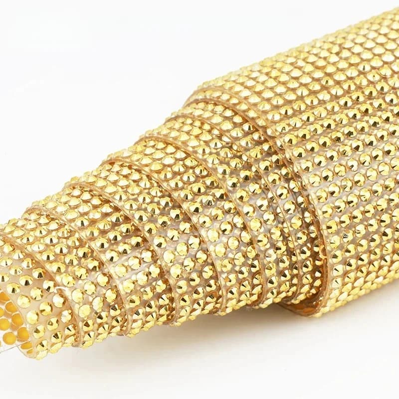 Nouveau! Autocollant de garniture en biscuits doré à dos plat Hotfix, feuille de maille en résine auto-arina, accessoires de bricolage, 42x20cm