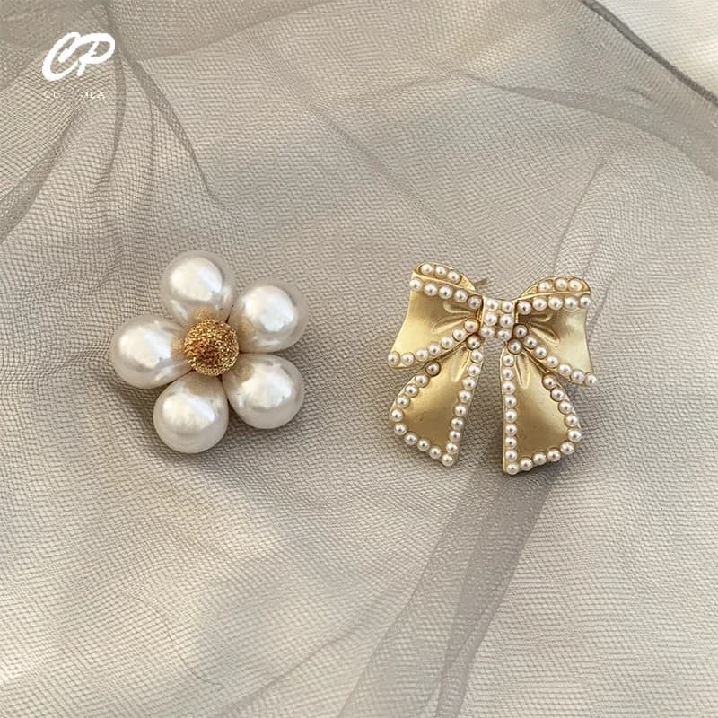 Mignon perle arc broche petit pull exquis perle décoration broches broche pour femme de mariage