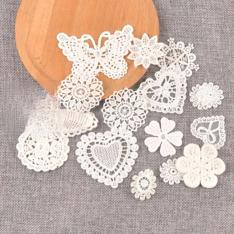 Garniture en maille avec appliques en dentelle blanche, fleur pour coudre sur tissu Guipure, fournitures de mariage, décoration de la maison