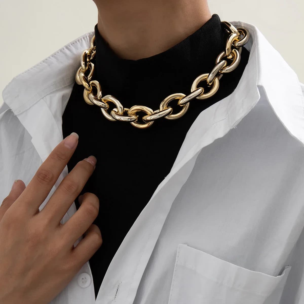 Punk Simple pull court collier hommes créatif couleur or acrylique courte croix clavicule colliers filles mode bijoux cadeau