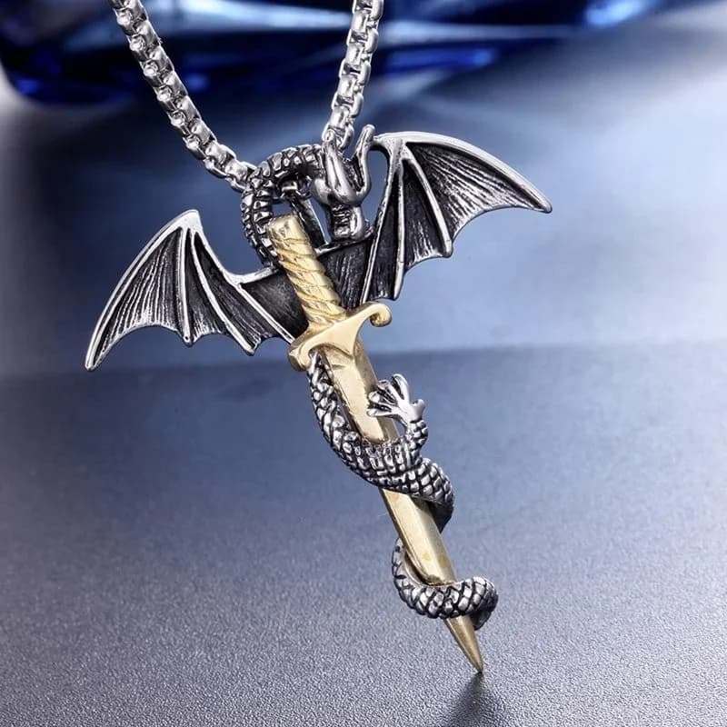 Collier rétro avec pendentif en forme d'épée sacrée en ptérodactyle pour hommes, chaînes à pendentif Dragon sur le cou, accessoires en métal, bijoux