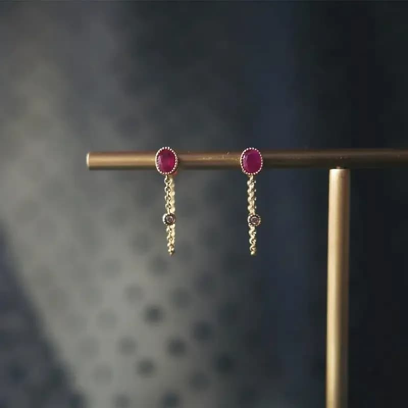 Boucles d'oreilles ovales en rubis pour femmes, nouveau Design Original, chaîne, artisanat Unique, rétro, élégance, charme de luxe léger, bijoux en argent pour femmes