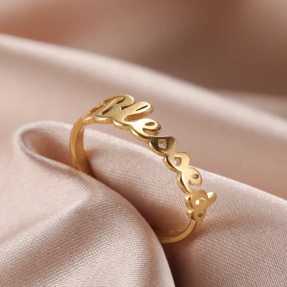 COOLTIME lettres bénies anneaux en acier inoxydable Couple bague pour femmes hommes mode 2026 nouveaux bijoux de mariage cadeau en gros