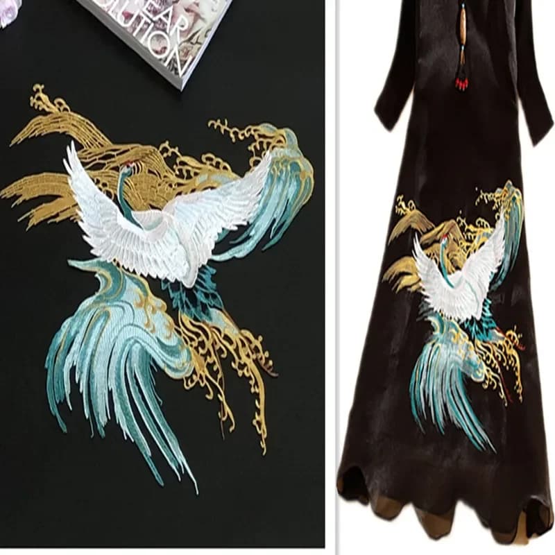 Grand oiseau brodé Patch grue à couronne rouge Applique couture fleur patchs pour vêtements robe décor accessoire Patchwork bricolage