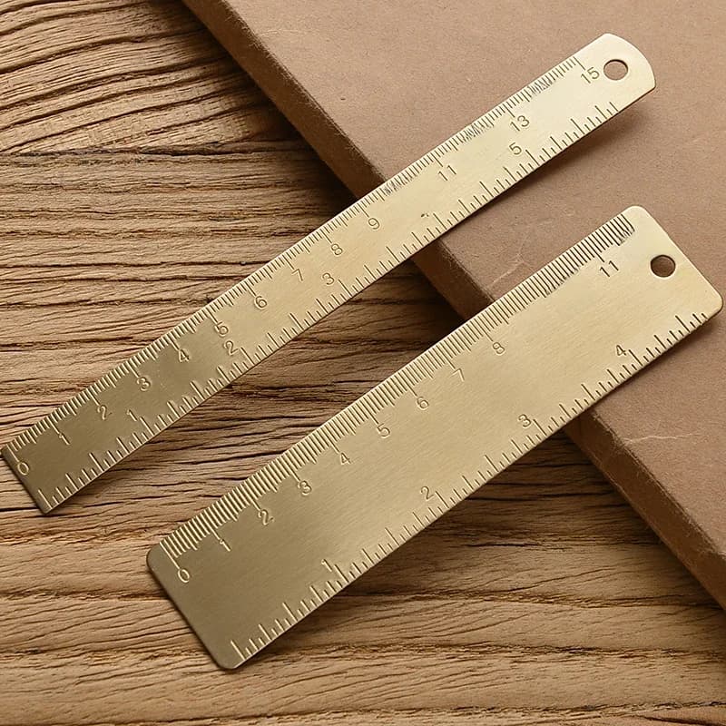 Règle droite en laiton Vintage pour étudiants, règle triangulaire en métal créative, rapporteur, outil de mesure de papeterie, fournitures scolaires, nouveau
