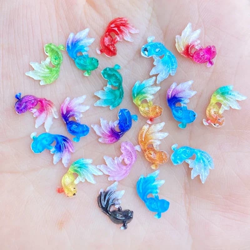 Jolis Mini poissons rouges mélangés en acrylique, Cabochon à dos plat, scrapbooking Kawaii, accessoires d'embellissements DIY J95, 50 pièces