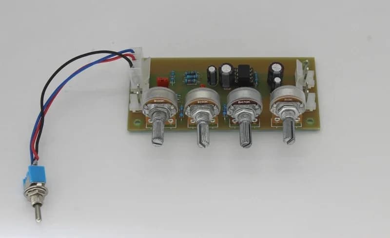 Carte de pré-accordage de haut-parleur de guitare Portable faite à la main, Circuit imprimé de préampli de réglage EQ en trois étapes, bricolage