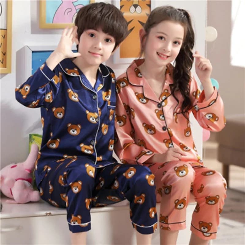 Nouvel ensemble de pyjamas imprimés à revers, manches longues, motif ours de dessin animé, pour filles et garçons, vêtements d'intérieur pour enfants et tout-petits