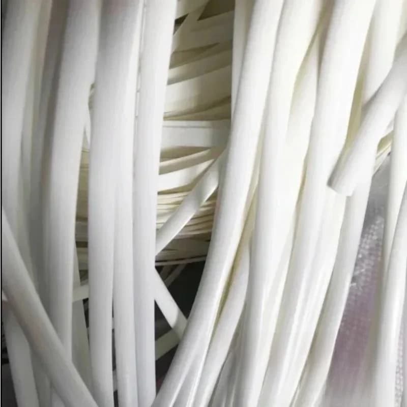 Rattan synthétique plat dégradé blanc (60-70 mètres, 500g), largeur : 8 mm, matériau de tressage en plastique pour réparation de chaises et tables, rotin PE