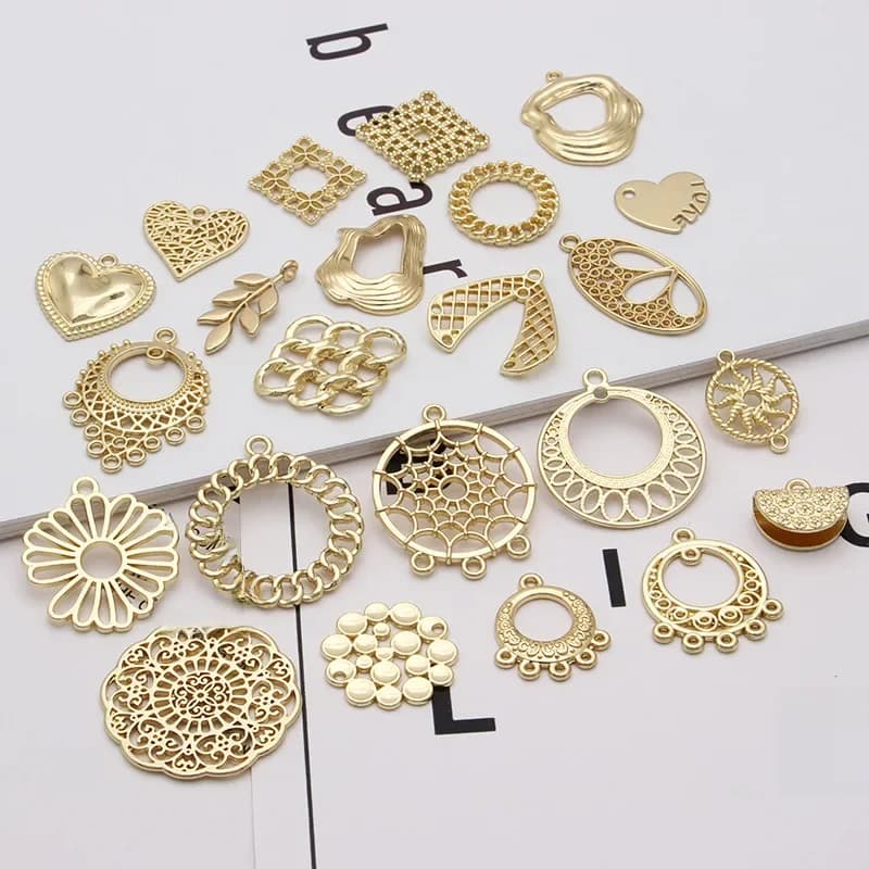 Pendentifs ronds en forme de cœur pour la fabrication de boucles d'oreilles, couleur or mat, 10 pièces