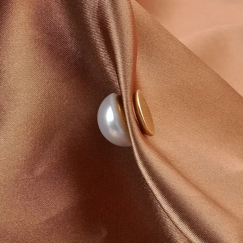 Broche magnétique en métal avec perle pour femme, broche magnétique pour le bain, broche de col de chemise, bijoux de luxe, accessoires vestisens, nouveau
