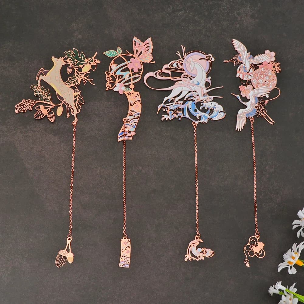 Marque-page en métal de style chinois, pendentif pompon, clip de livre rétro, marque de faune, fournitures scolaires et de bureau, cadeau étudiant, tendance