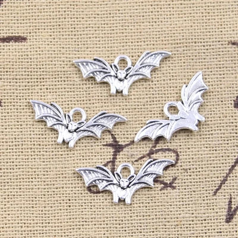 50pcs breloques Halloween mouche chauve-souris 9x21mm Antique couleur argent pendentifs bricolage artisanat faisant des résultats bijoux tibétains faits à la main