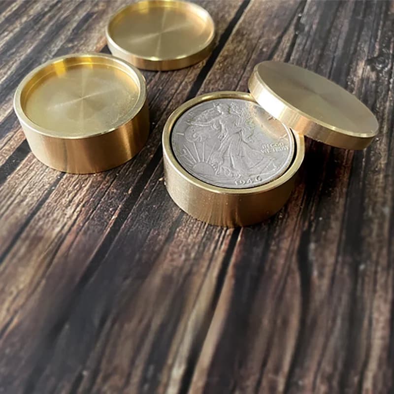 Coffret en laiton Okito & Boston, tour de magie, pièce de taille demi-dollar