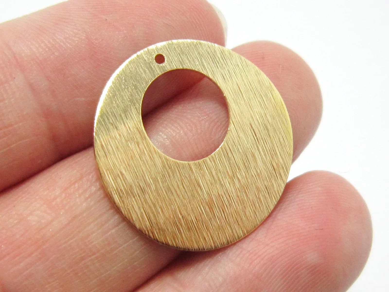 20 pièces de breloques rondes texturées, breloques circulaires pour boucles d'oreilles, composants arqués pour boucles d'oreilles, 23x22,5 mm, fabrication de bijoux -R1323