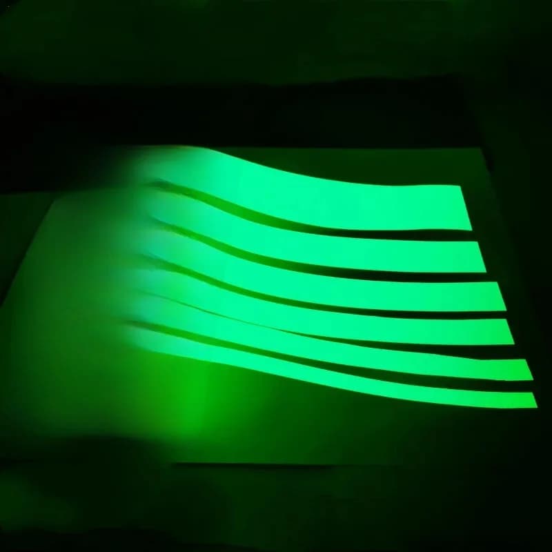 Bande autocollante fluorescente, 3m/5m, lumineuse, brille dans la nuit, pour la sécurité, décoration de la maison, avertissement