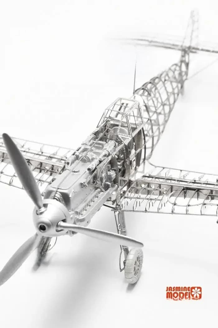 Kit modèle Jasmine 1/72 MESSERSCHMITT BF109E-4 202109