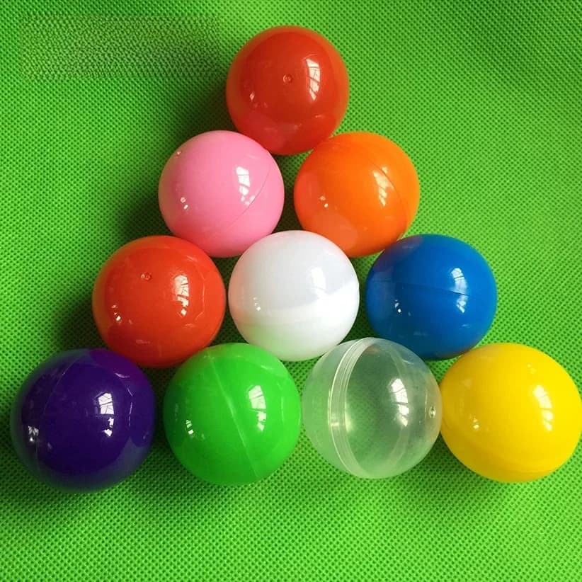 50 capsules de distributeur de jouets vides de 1,58 pouce (40 mm) pour distributeur d'œufs surprise, coques de balles de tirage au sort pour enfants