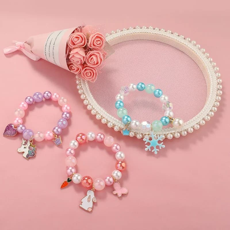 Bracelet de perles de silicone fait à la main pour enfants, bijoux de bébé, breloques de princesse pour filles, cadeaux de dessin animé