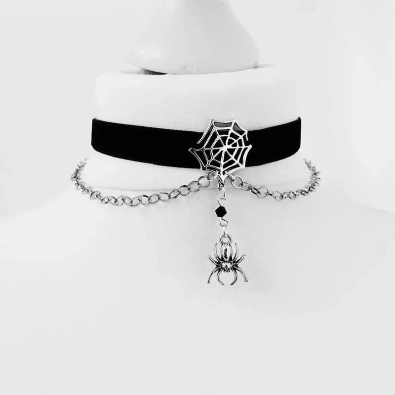Tour de cou en toile d'araignée en velours noir Punk, chaîne d'araignée suspendue effrayante, bijoux gothiques d'halloween, cadeau créatif pour femmes