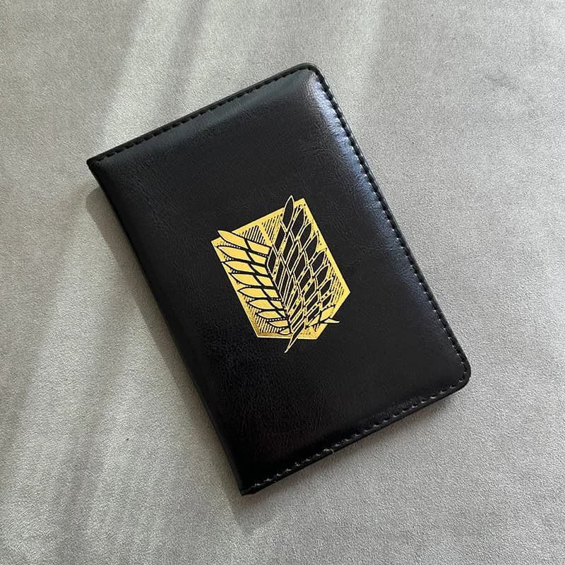 Couverture de passeport Attack on Titan, étui de voyage Anime Shingeki No Kyojin pour passeports Wings of Freedom