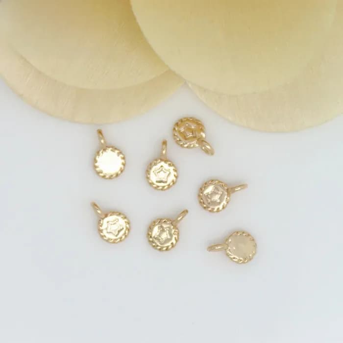 (824)10 pièces 4.5x7MM 24K Champagne couleur or plaqué laiton petite étoile ronde breloques de haute qualité bijoux à bricoler soi-même accessoires