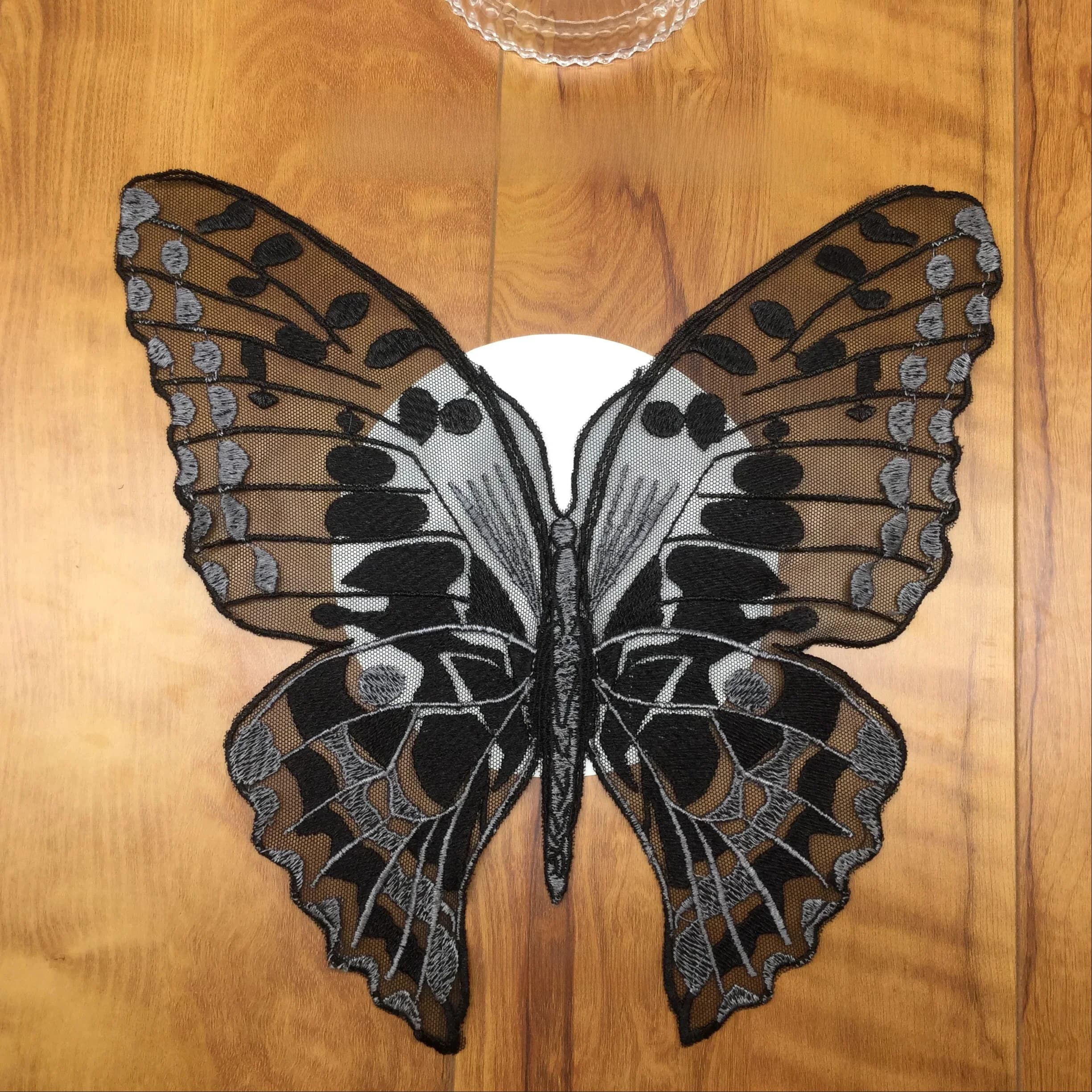 Appliques brodées en dentelle noire en forme de collier papillon, 1 pièce, pour robe de mariée, à coudre sur la robe, décoration DIY