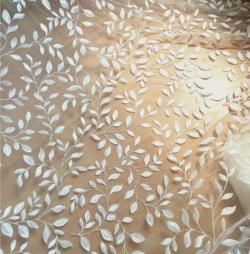 Nouvel arrivage : Tissu de dentelle pour robe de mariée motif feuilles, largeur 130 cm, dentelle de mariée ivoire, vendu au mètre.