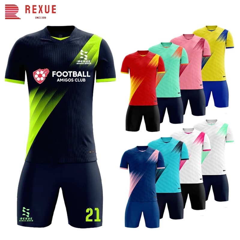 Ensembles de maillots de football personnalisés pour hommes, femmes et enfants, uniforme de football à impression à séchage rapide, blanc à sublimation, manches courtes, imbibé, 2023