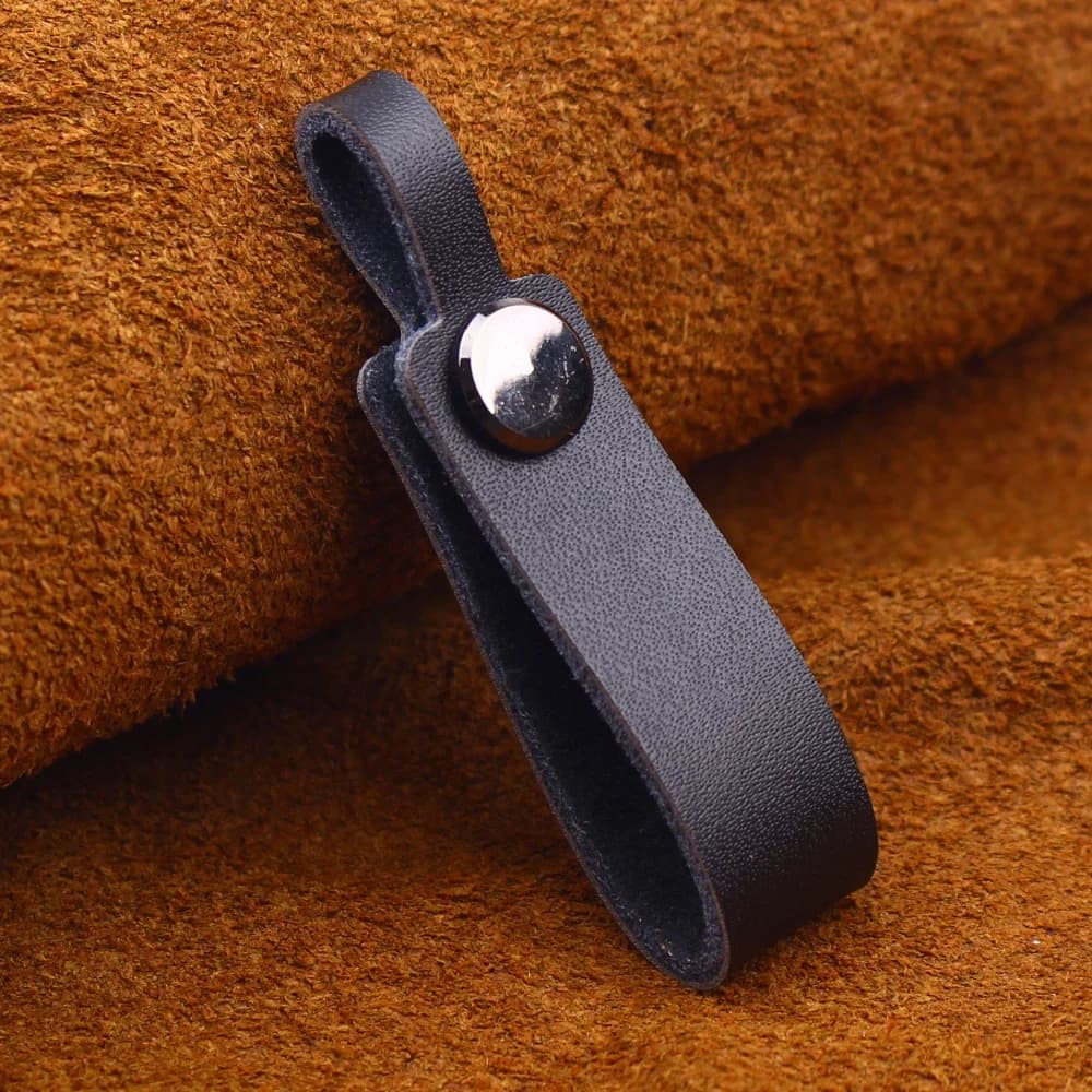 KEYYOU nouveau modèle Style pour voiture Auto sangles de remorquage en cuir véritable matériau Surface lisse porte-clés de voiture chaîne porte-clés intérieur de voiture