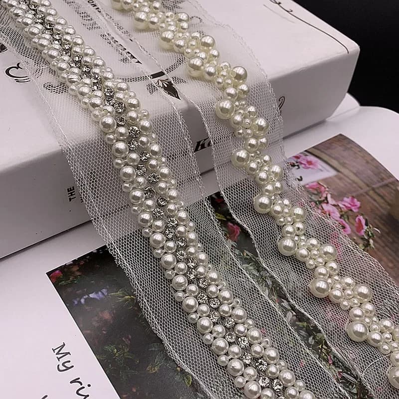 Garniture de perles blanches pour décoration, ruban de biscuits, appliques de cristal pour vêtements, chaussures exécutives, 5.8 verges par pièce
