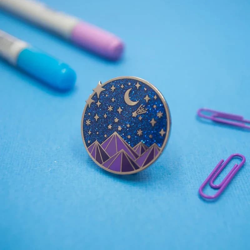 Pin en émail The Night Court, Broche personnalisable Sarah J Maas, Série roman 186.TAR, Cadeau parfait GérPerfect
