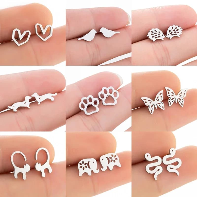 Petites boucles d'oreilles en acier inoxydable pour femmes et filles, animaux noirs, patte de chien, abeille, chat, serpent, hérisson, Piercing, bijoux cadeaux, nouvelle collection