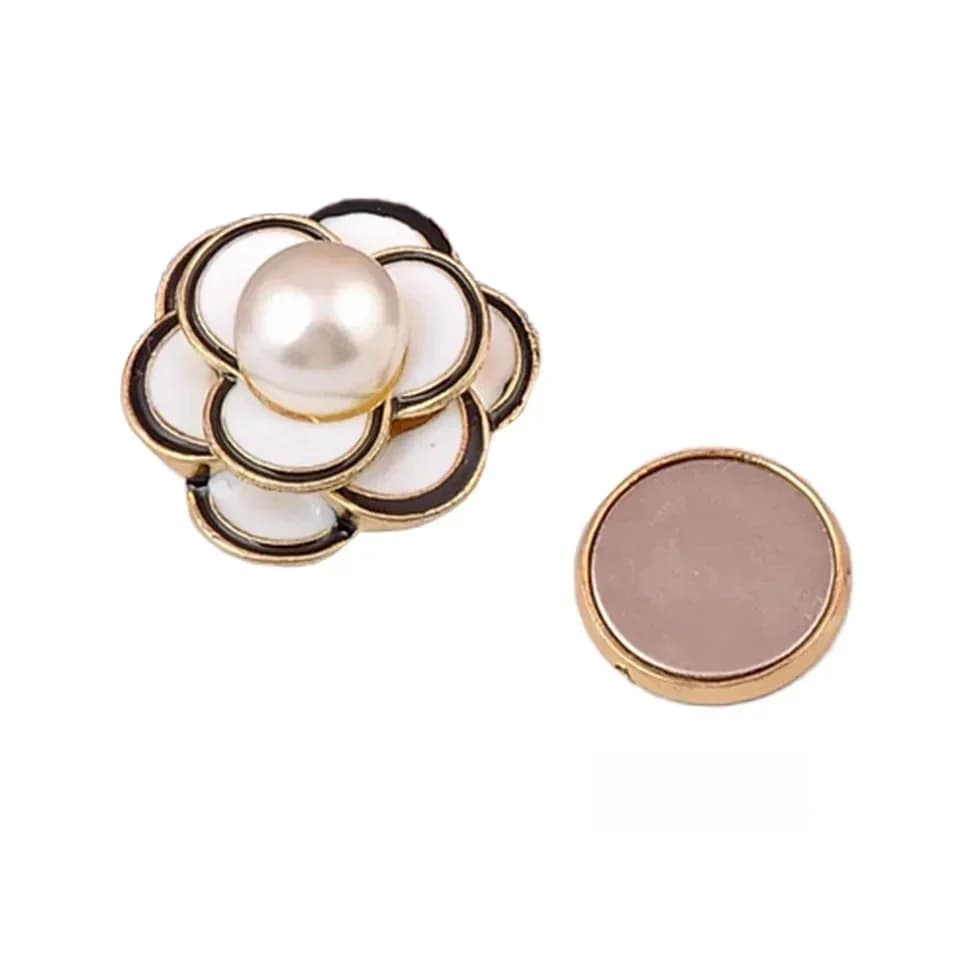 Broche magnétique fleur de camélia pour femme, broche magnétique, perle de bain, placage en métal, sans trou, accessoires vestisens, haute qualité