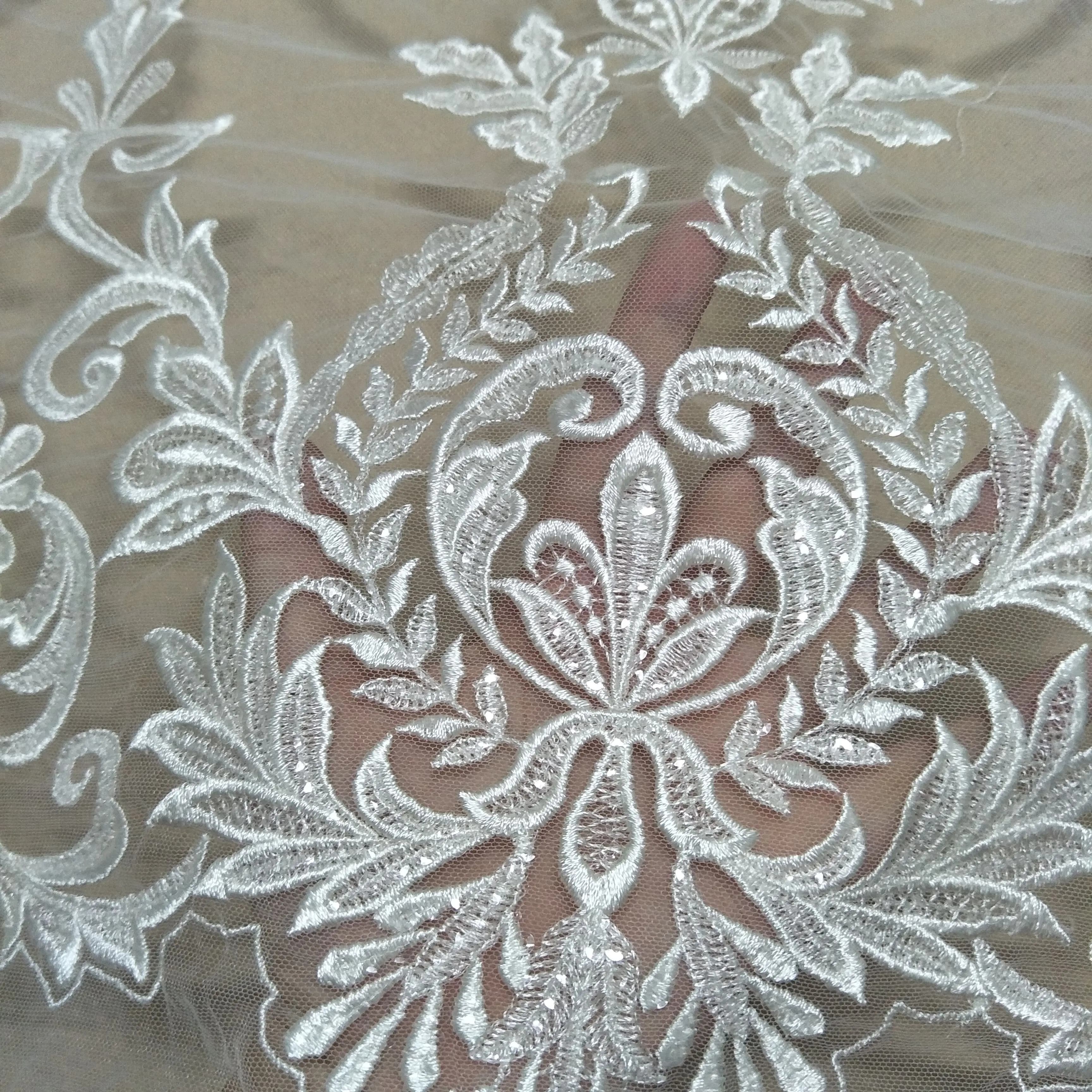 Nouvelle Arrivée Robe de Mariée Tissu de Dentelle Tissu de Dentelle à Paillettes Vendu au Mètre et 130 cm de Large