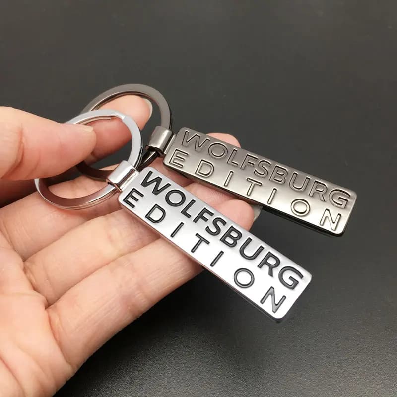 Porte-clés de voiture en métal 3D édition WOLFSBURG, cadeau pour Touareg SUV Santana Golf Passat, accessoires Auto, 1 pièce