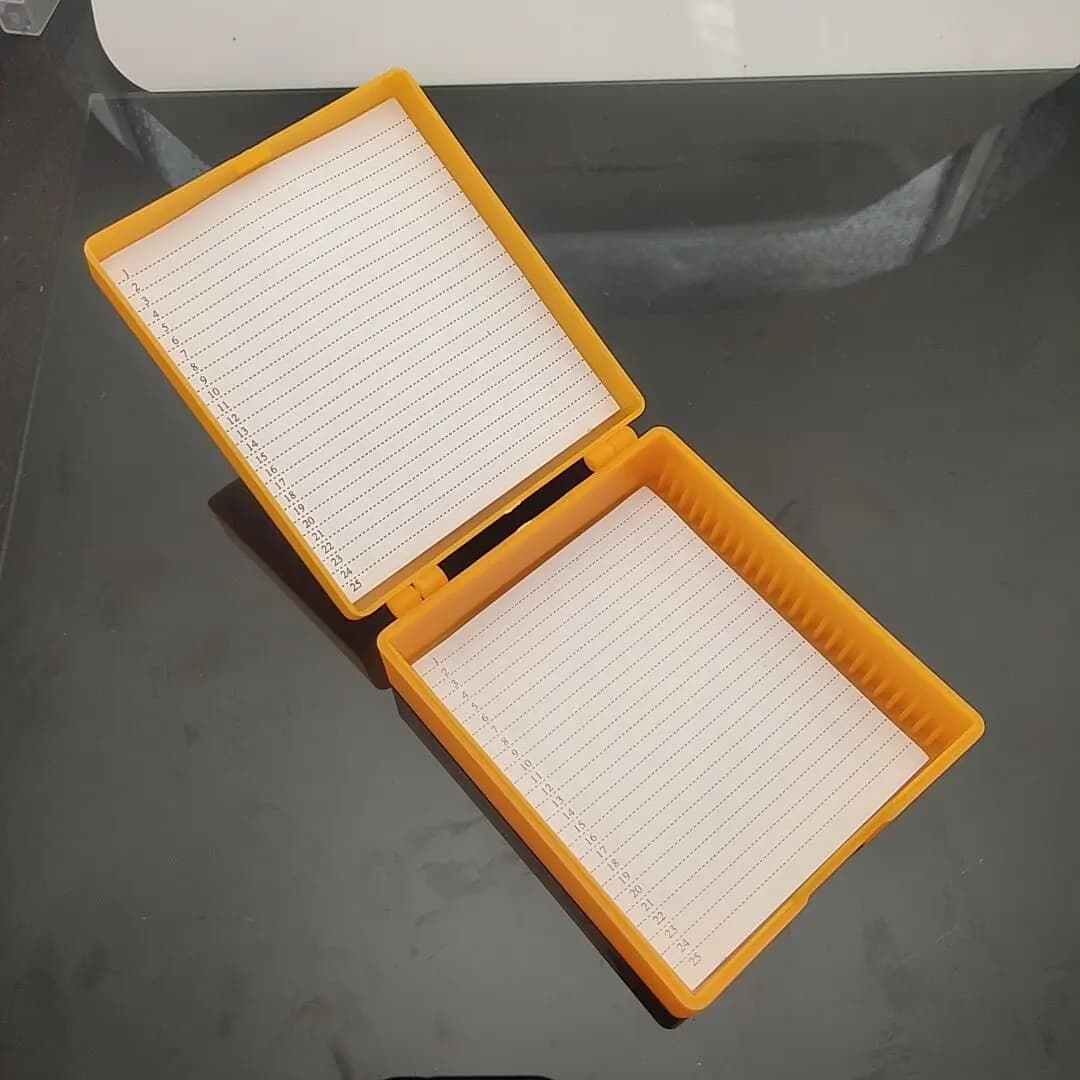 Boîte à lames en verre pour Microscope en plastique, 25 pièces, tranches biologiques, mallette de rangement, support pour lames de Microscope préparées