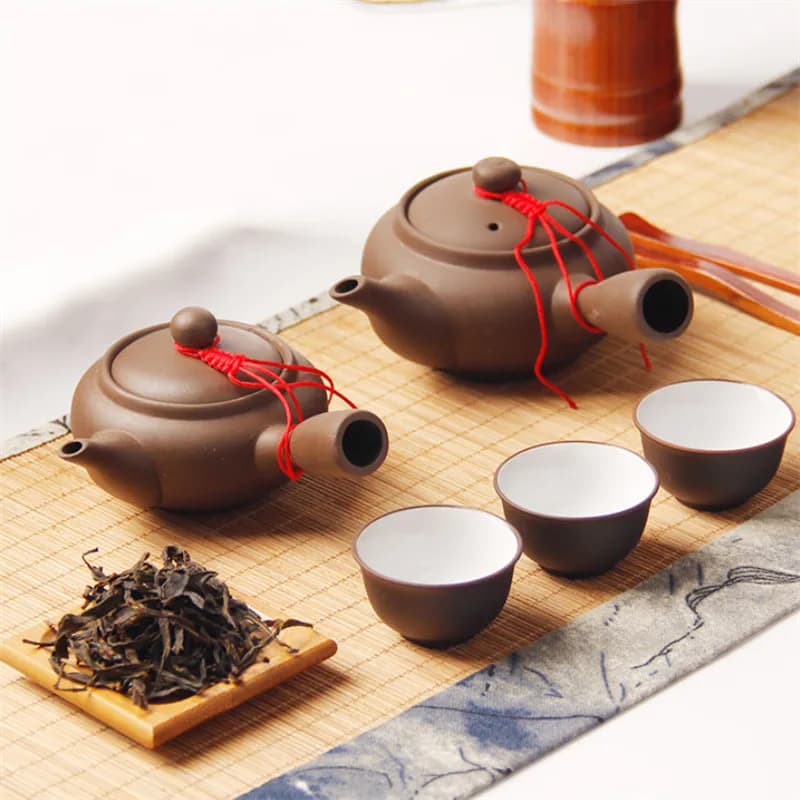 Théière faite à la main en argile violette de Style japonais, service à thé chinois créatif pour bureau, bouilloire Kung Fu, poignée latérale en céramique, théière filtrante